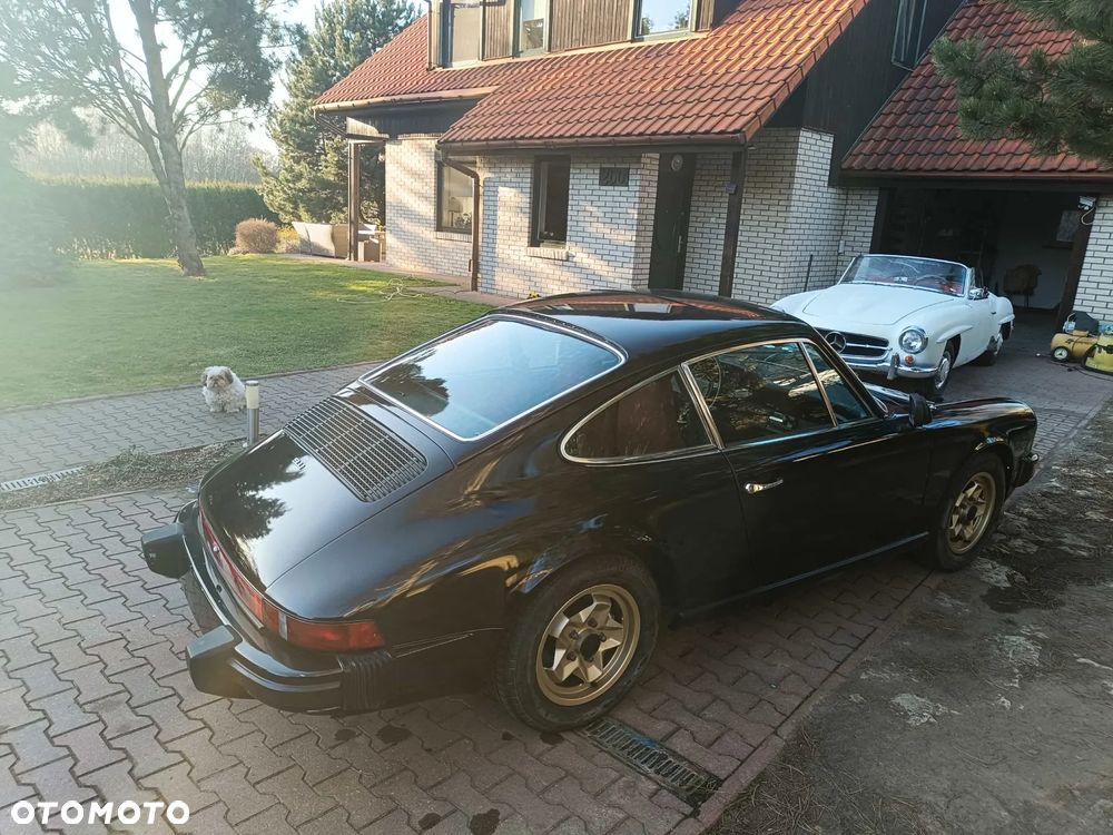 Porsche 911 - 9