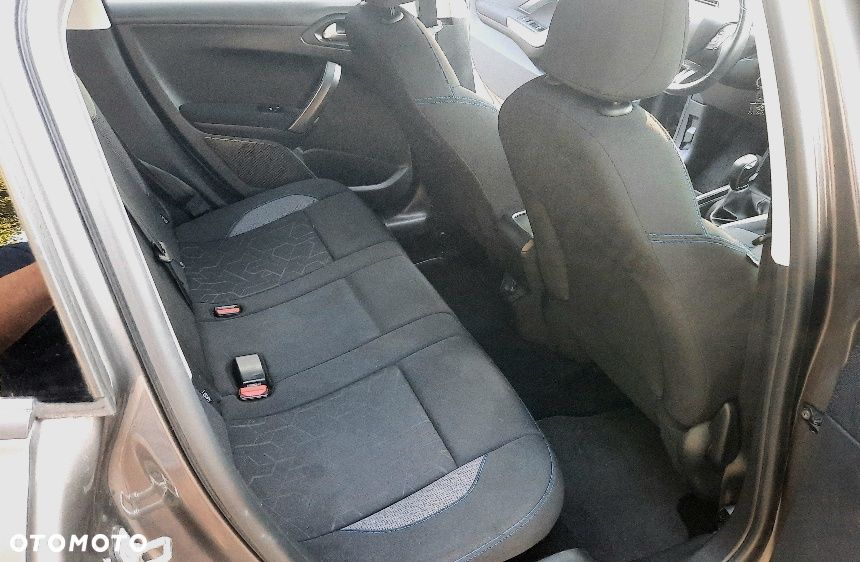 Peugeot 2008 1.2 Pure Tech Active - 14