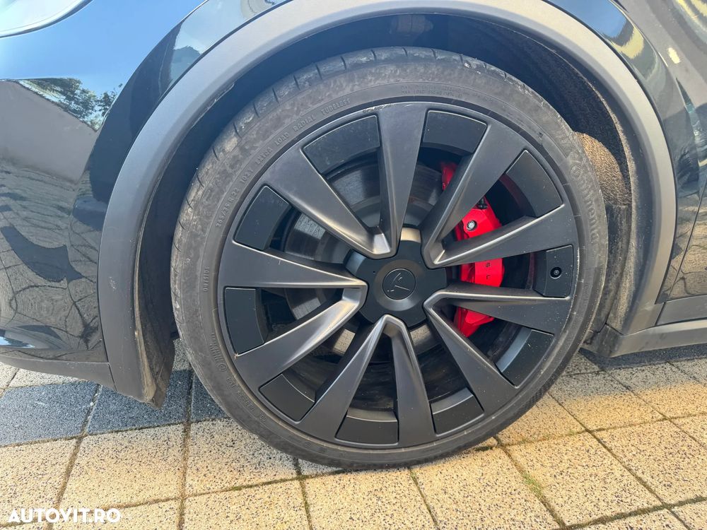 Tesla Model X Plaid - 19
