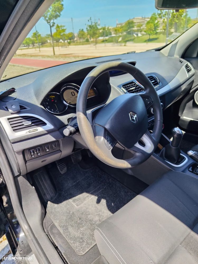 Renault Mégane 1.5 dCi Confort - 5