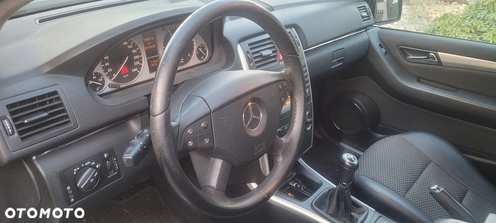 Mercedes-Benz Klasa B 180 CDI EU5 - 9