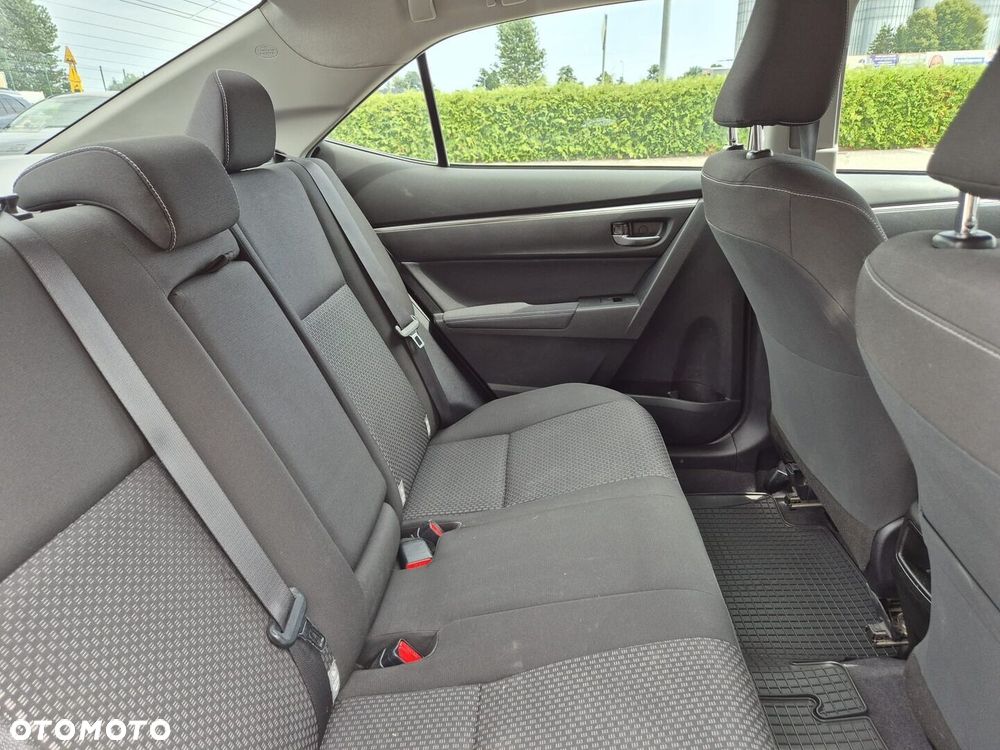 Toyota Corolla 1.6 Premium EU6 - 13