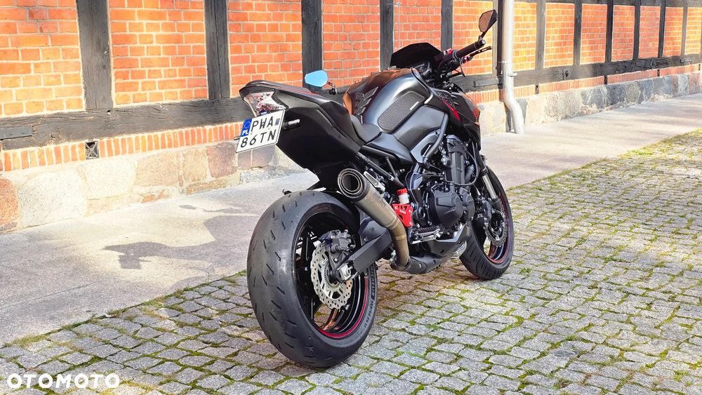 Kawasaki Z 900 - 10