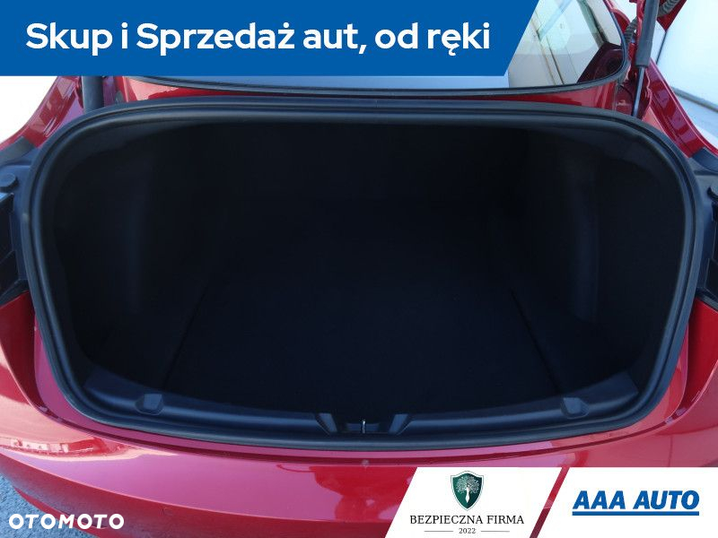 Tesla Model 3 - 14