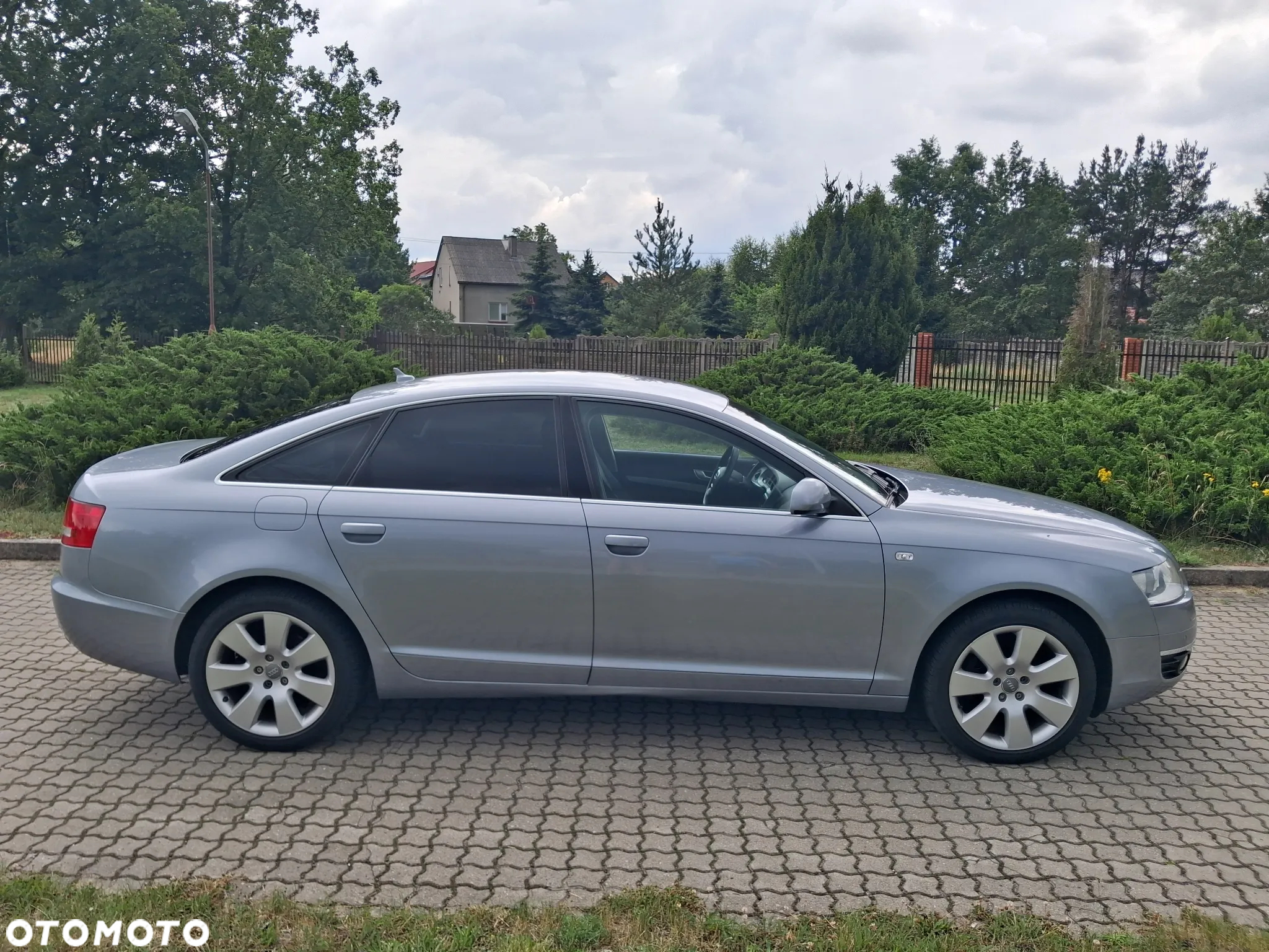 Audi A6 2.4 - 5