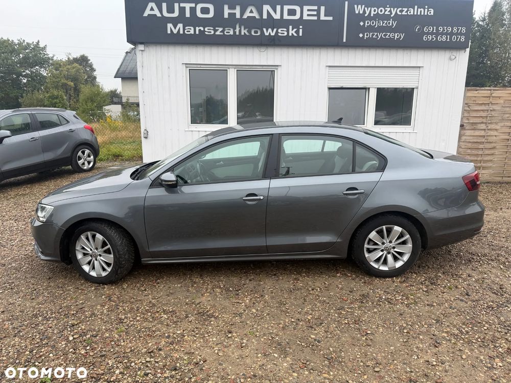 Volkswagen Jetta 2015 photo 3