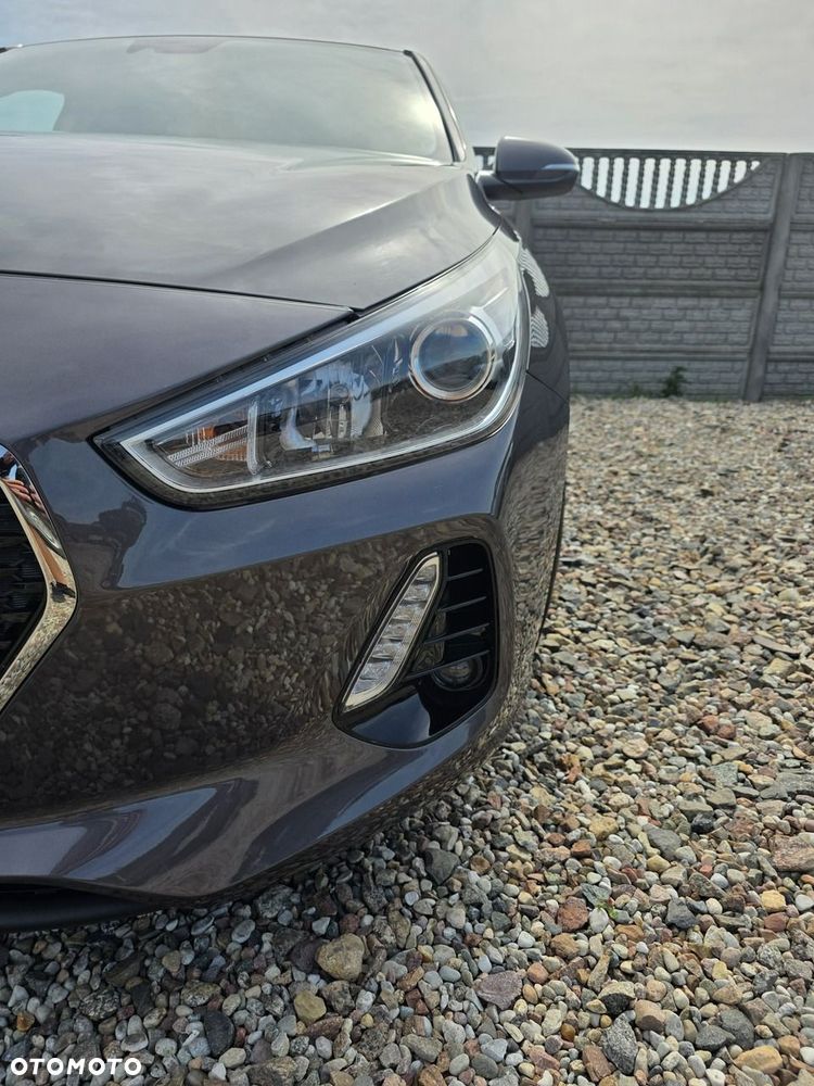 Hyundai i30 1.4 Trend - 3
