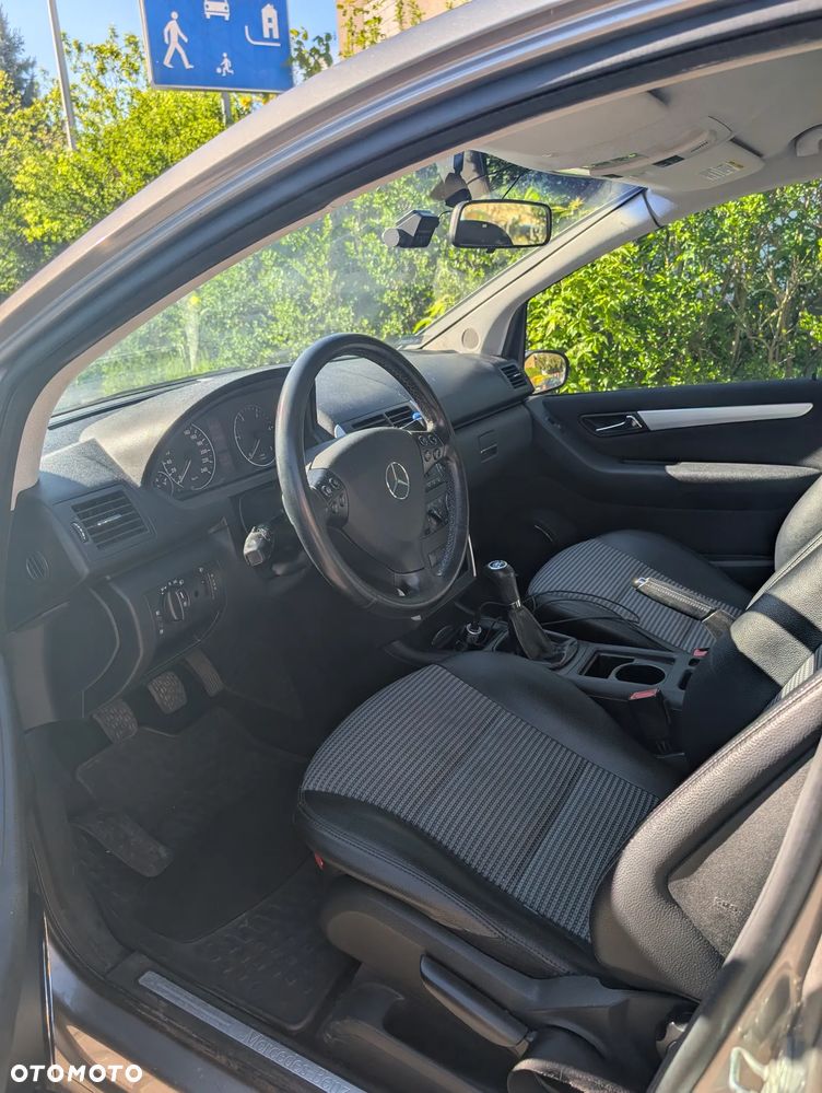 Mercedes-Benz Klasa A 180 CDI Avantgarde - 13