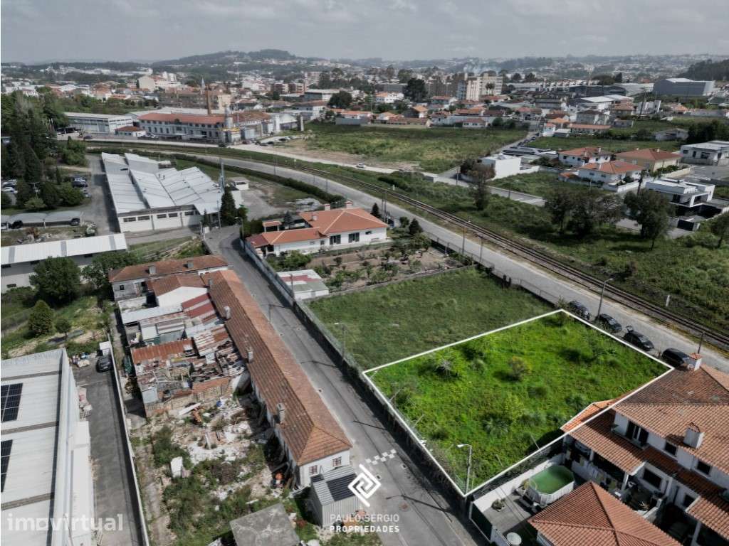 Terreno para Construção de moradia em Paços de Brandão - Grande imagem: 5/6