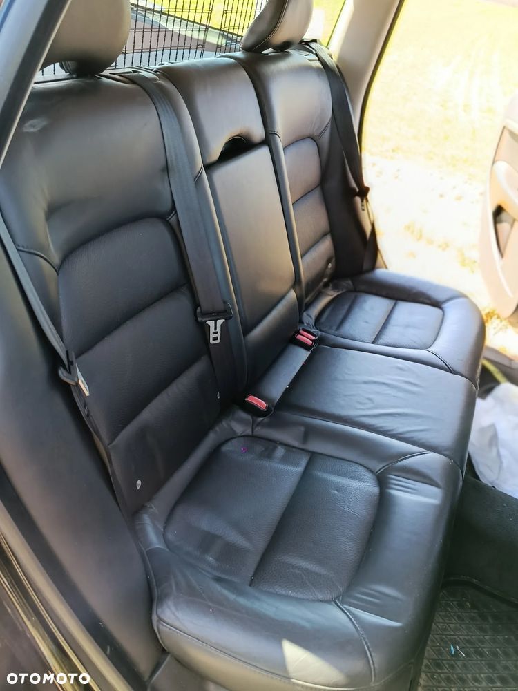 Volvo V70 2.5T Momentum - 22