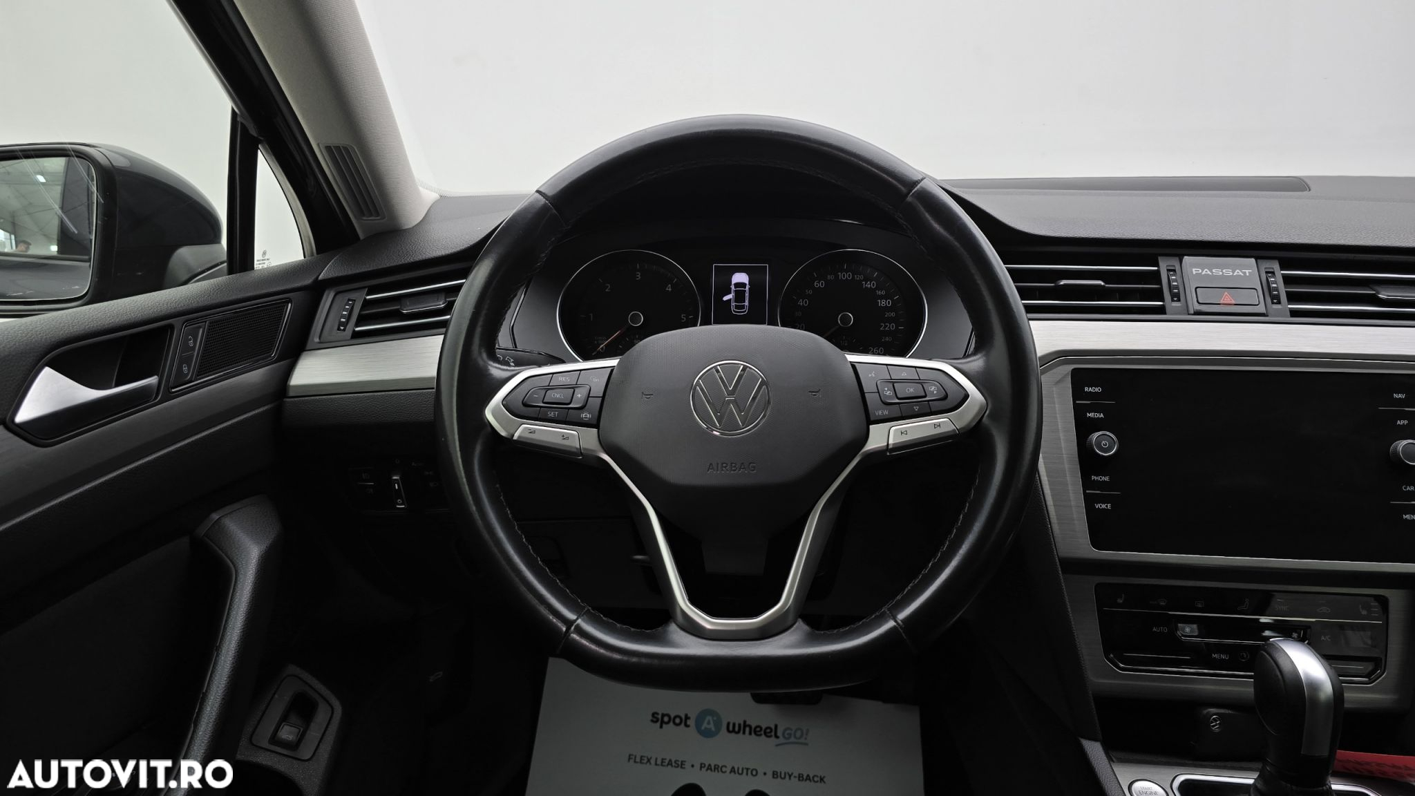 Volkswagen Passat 2.0 TDI DSG Advance - 15