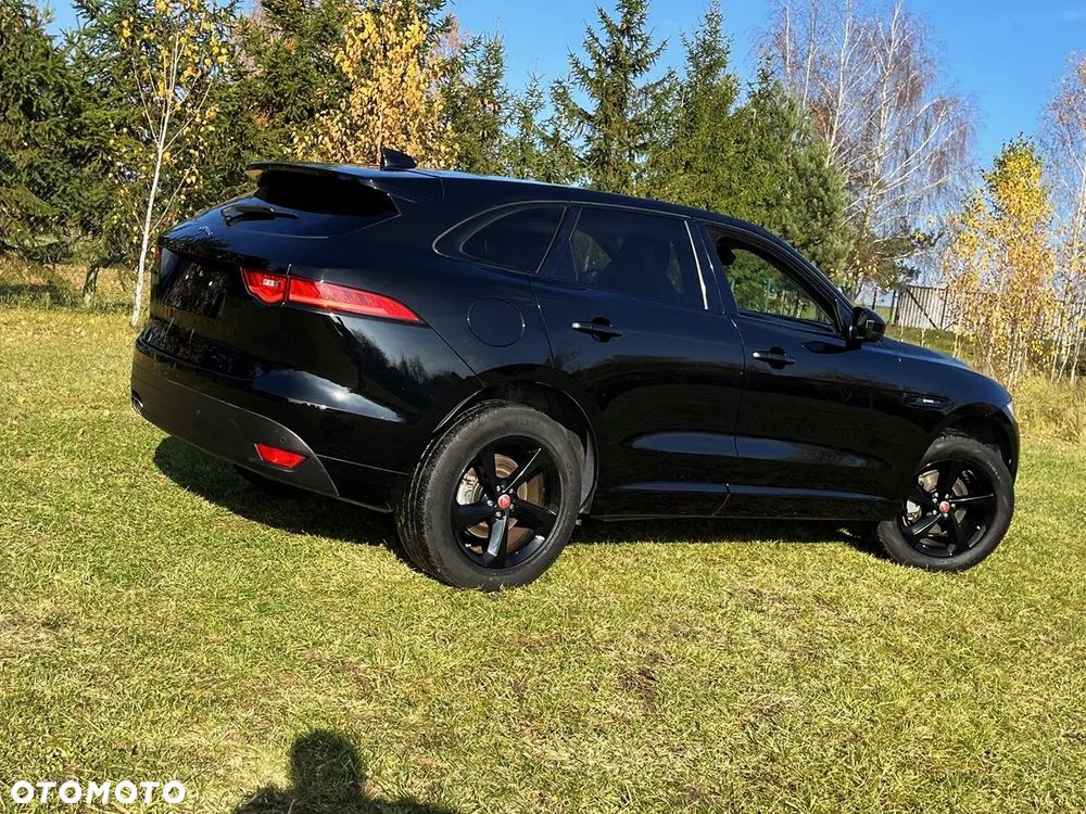 Jaguar F-Pace - 3