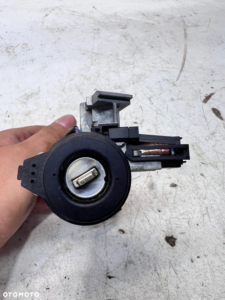 STACYJKA + GROT AUDI VOLKSWAGEN SEAT SKODA 1K0905851B 5K0905866 AUTOMAT - 6
