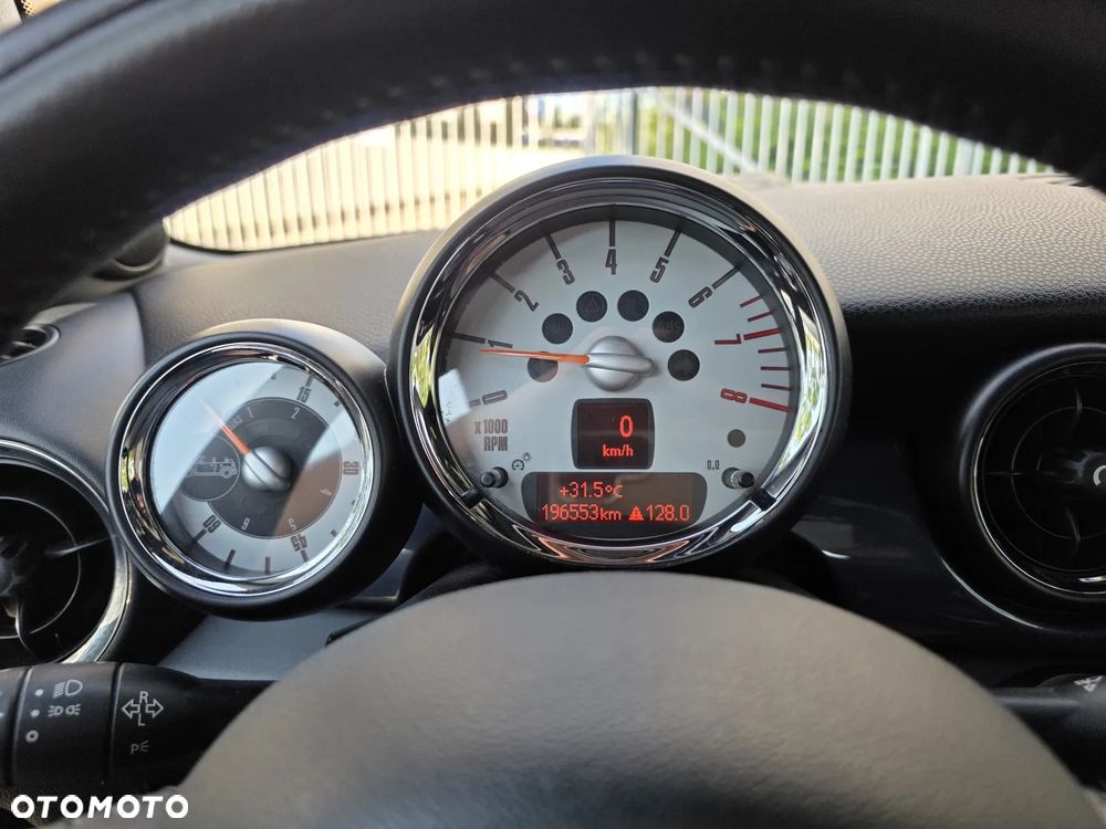 MINI Cooper Standard - 15