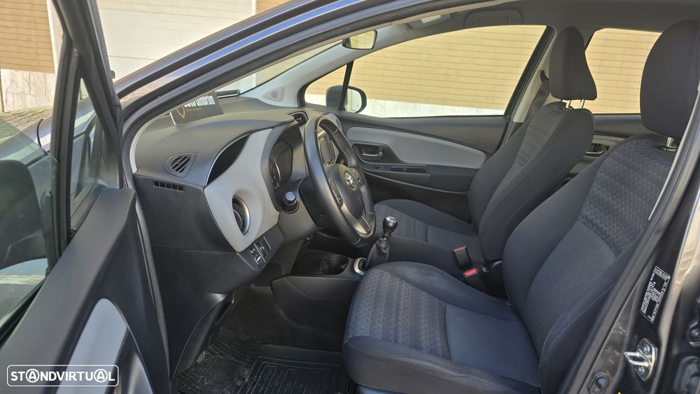 Toyota Yaris 1.4 D-4D Comfort+P.Style - 17