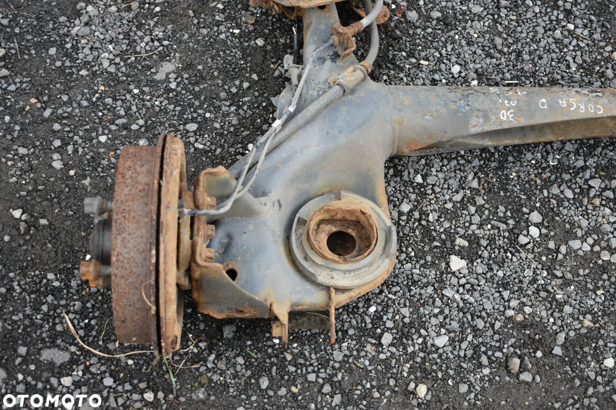 BELKA ZAWIESZENIA OPEL CORSA D 1.2 3D 2007r. - 2
