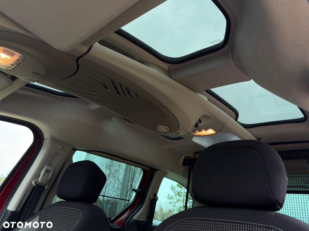 Peugeot Partner - 32