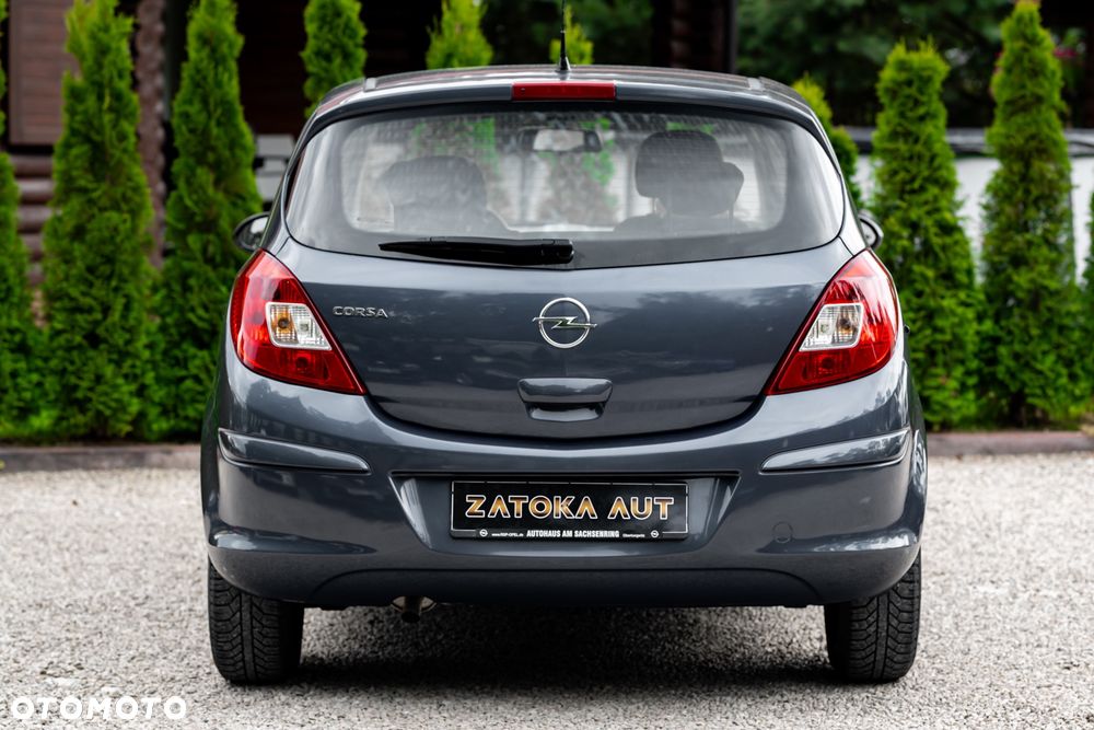 Opel Corsa 1.2 16V Cosmo - 12