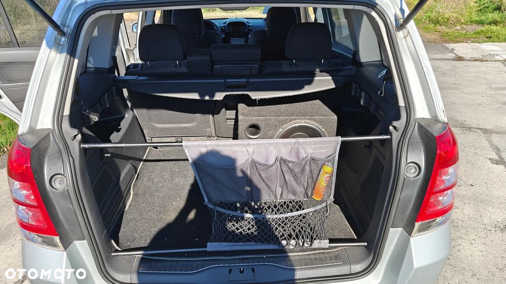 Opel Zafira 1.9 CDTI Sport - 12