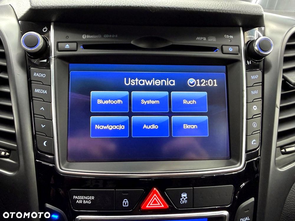Hyundai i30 1.6 GDI Turbo Luxury - 22