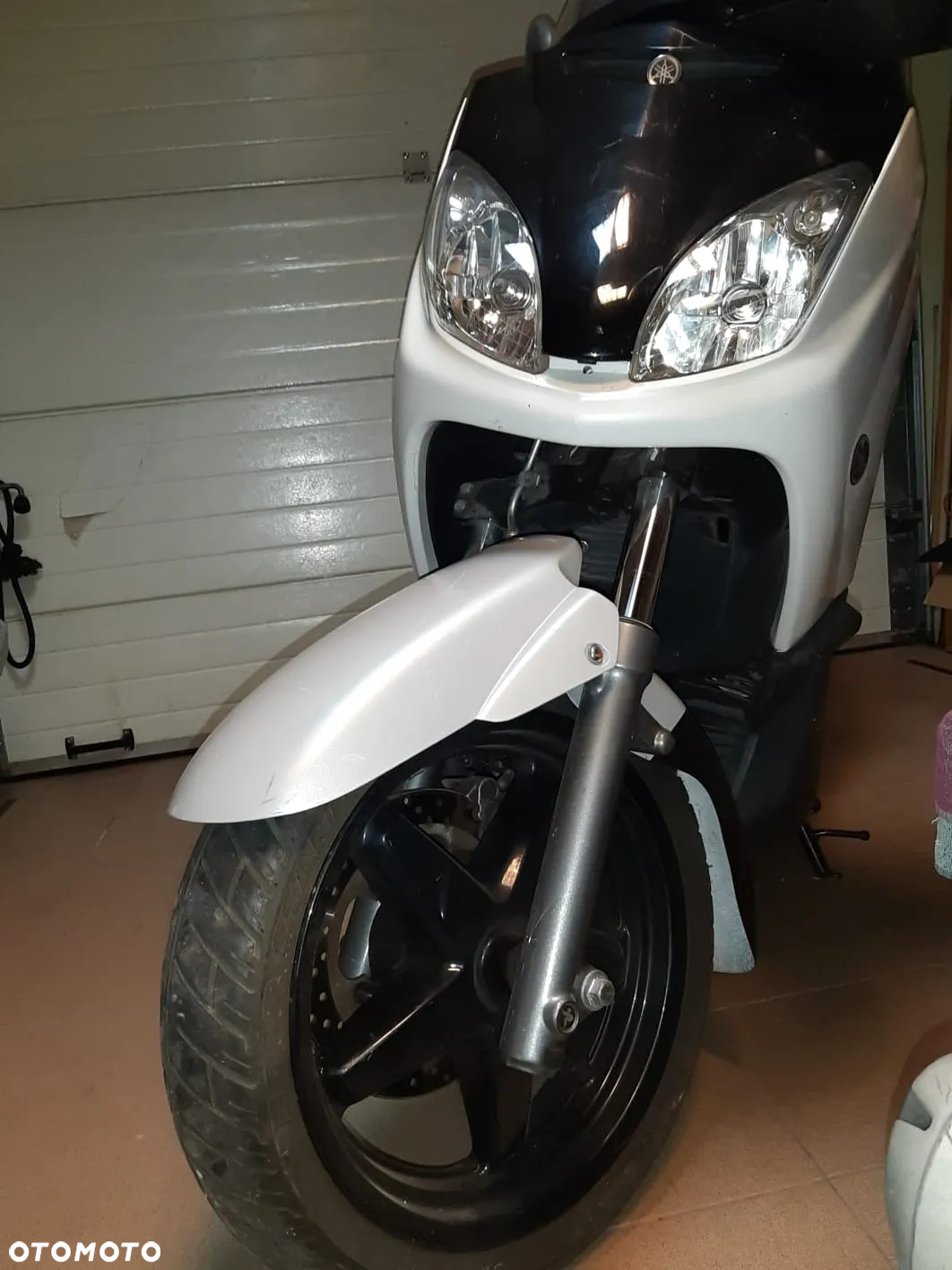 Yamaha X-max - 6