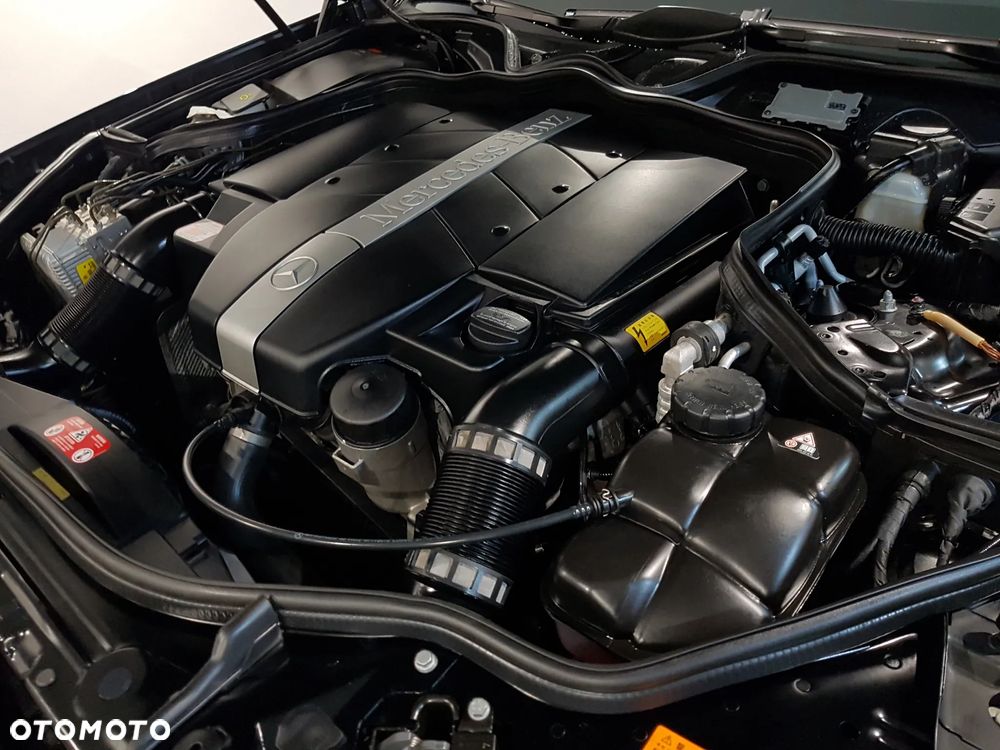 Mercedes-Benz Klasa E 320 Avantgarde - 24