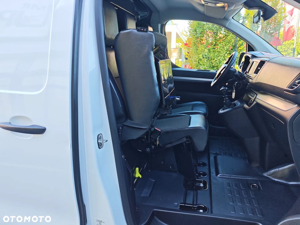 Opel Vivaro - 28