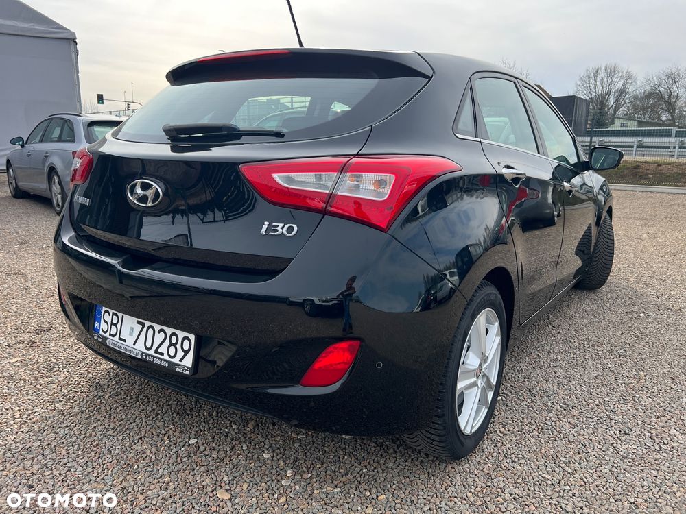 Hyundai i30 1.6 CRDi Premium - 15