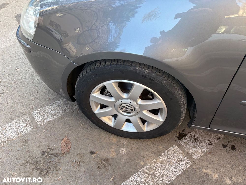 Volkswagen Golf 1.6 FSI Automatik Comfortline - 18