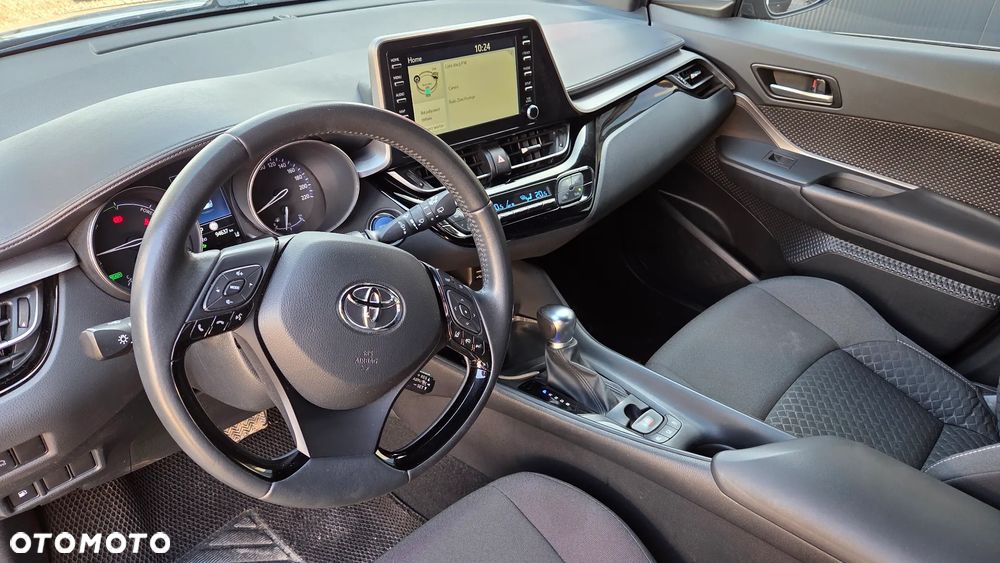 Toyota C-HR Business-Edition - 8