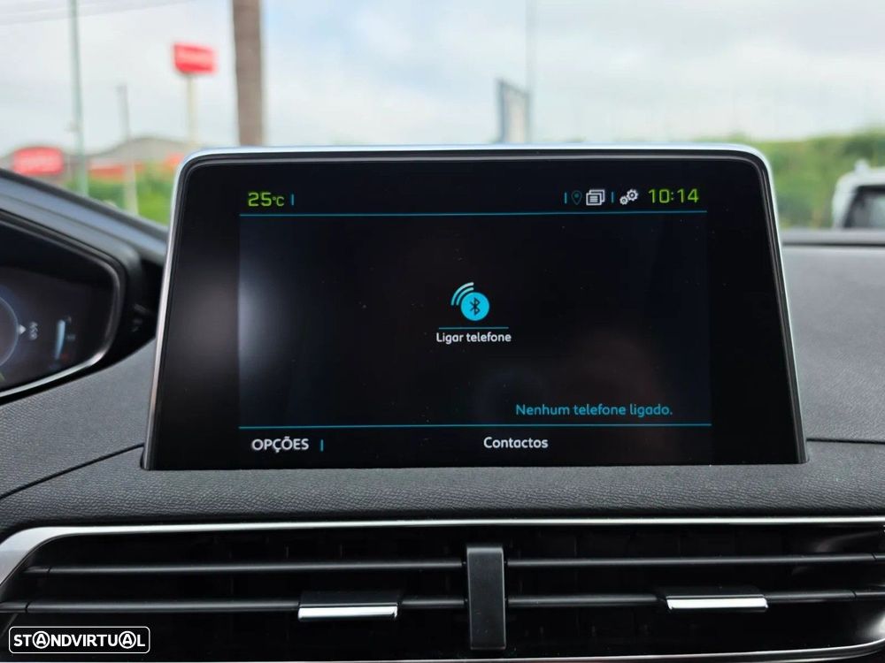Peugeot 3008 1.6 Hybrid4 GT e-EAT8 - 24