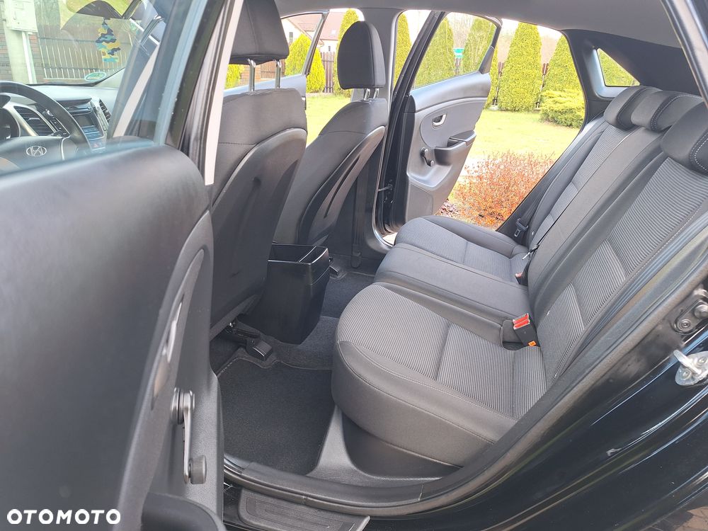 Hyundai i30 1.4 Classic EU5 - 17