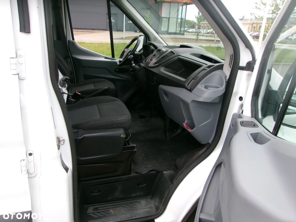 Ford TRANSIT - 16