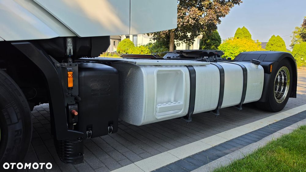 DAF ///XG+///480///2022/// LOW-DECK///MEGA///JEDYNE 334 TYŚ KM///KLIMATYZACJA POSTOJOWA/// FULL LED///WIRTUAL COCPIT///WYŚWIETLACZ OBCIĄŻENIA///STAN BARDZO DOBRY. - 17