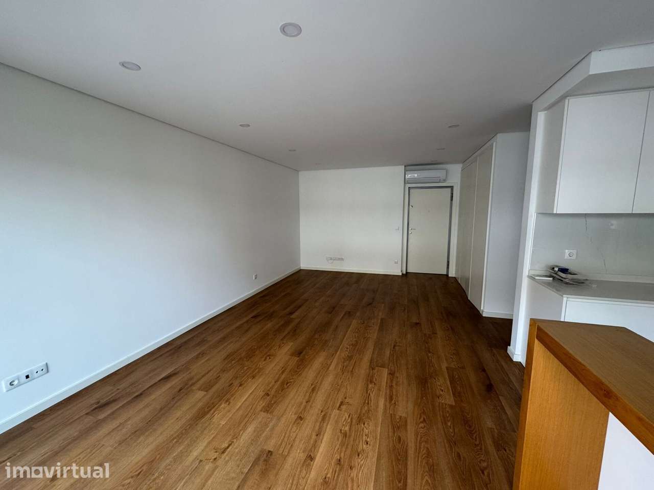 Arrendamento - Apartamento T1 - Creixomil , Guimarães - Grande imagem: 3/14