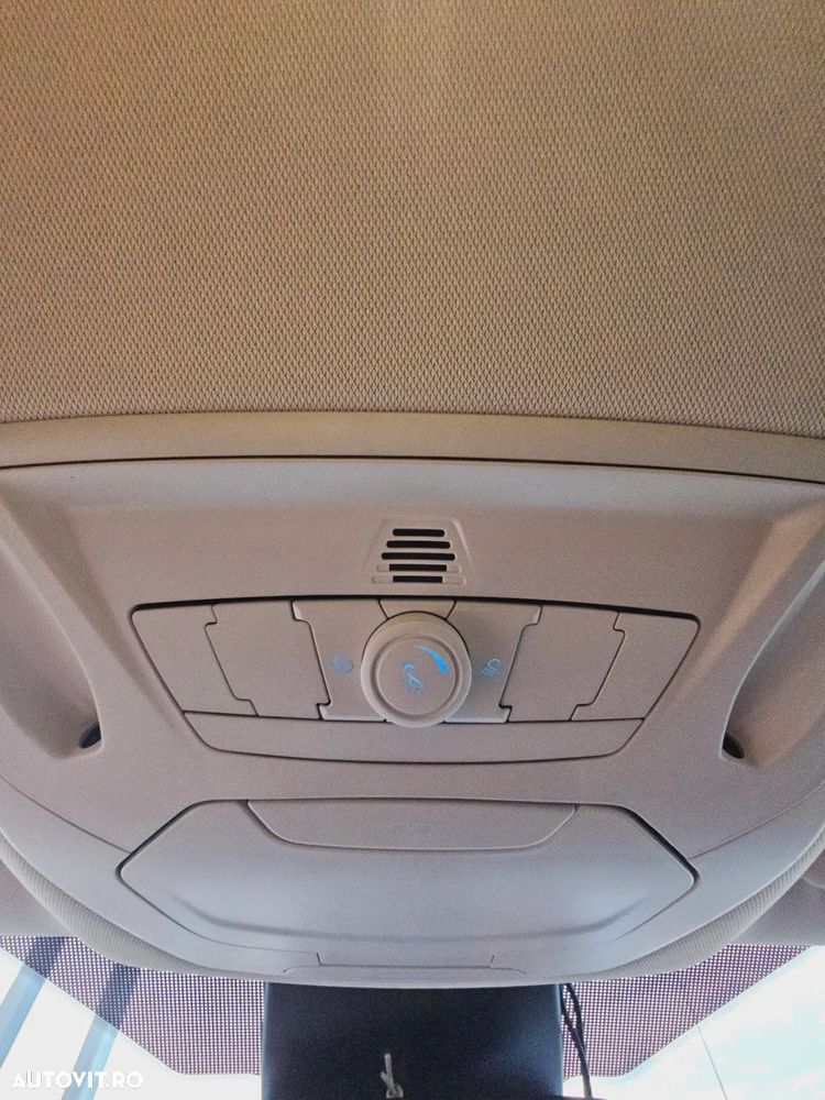 Ford Kuga 2.0 TDCi 4x4 Aut. Titanium - 11