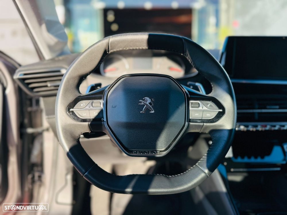 Peugeot 208 1.2 PureTech Allure EAT8 - 18