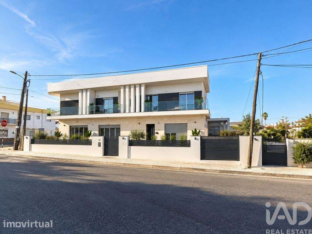 Casa T3 em Fernão Ferro de 121,00 m2 - Grande imagem: 5/12
