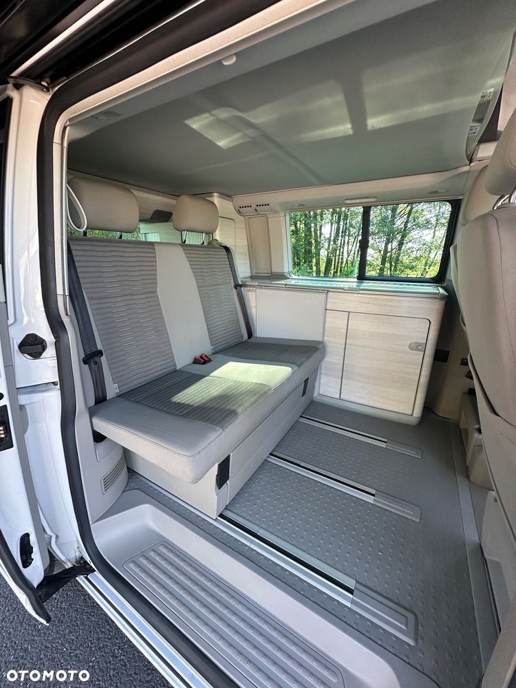 Volkswagen California - 17