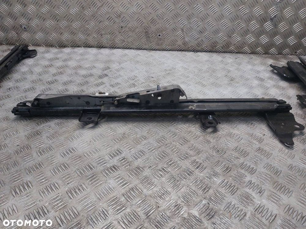 SZYNA PODSTAWA FOTELI TYŁ MAZDA CX-9 I LIFT - 6