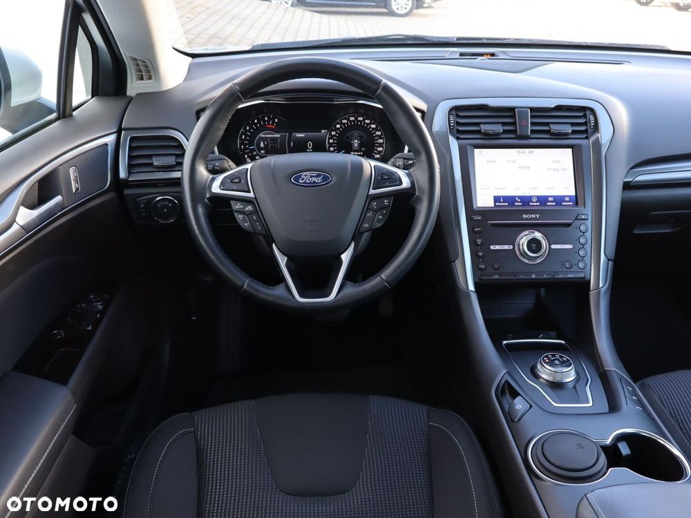 Ford Mondeo - 9