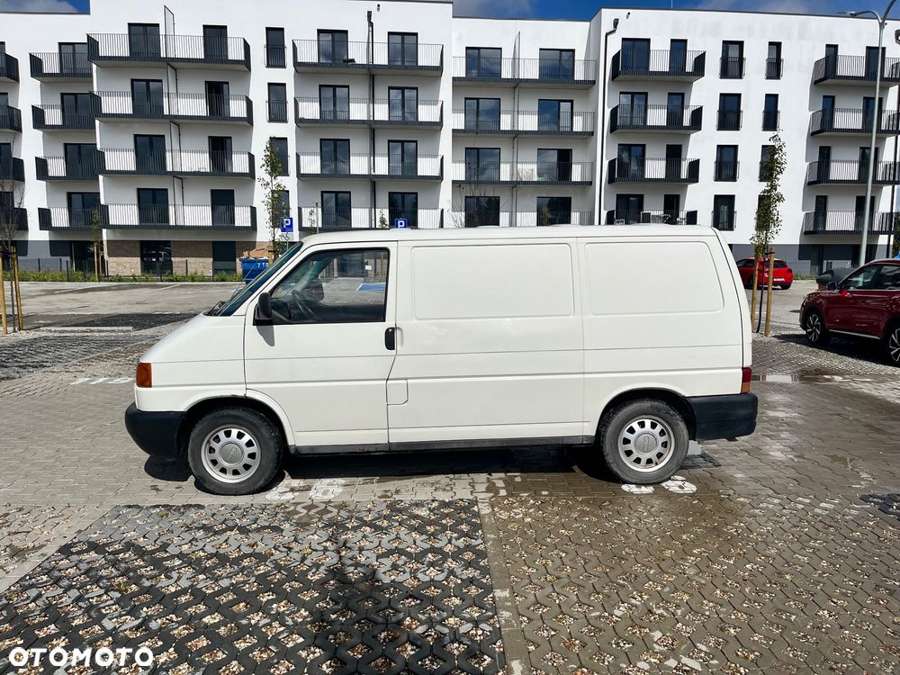 Volkswagen Transporter - 8