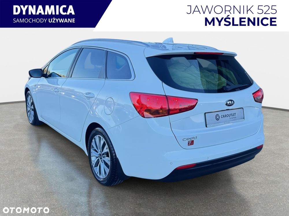 Kia Ceed - 7