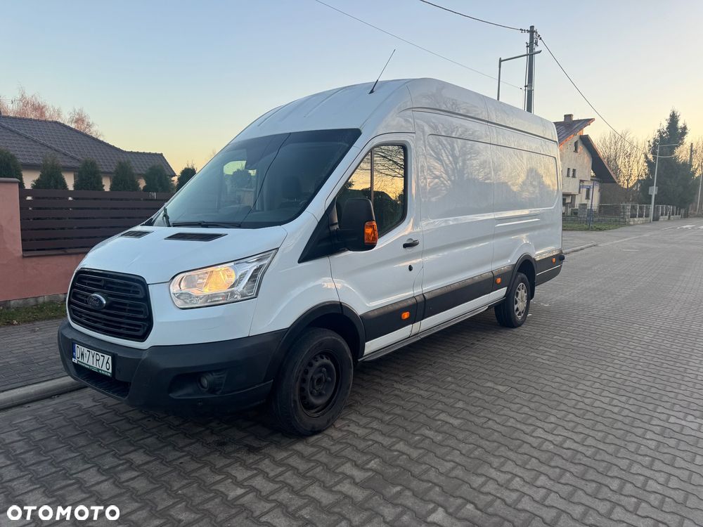 Ford Transit - 12