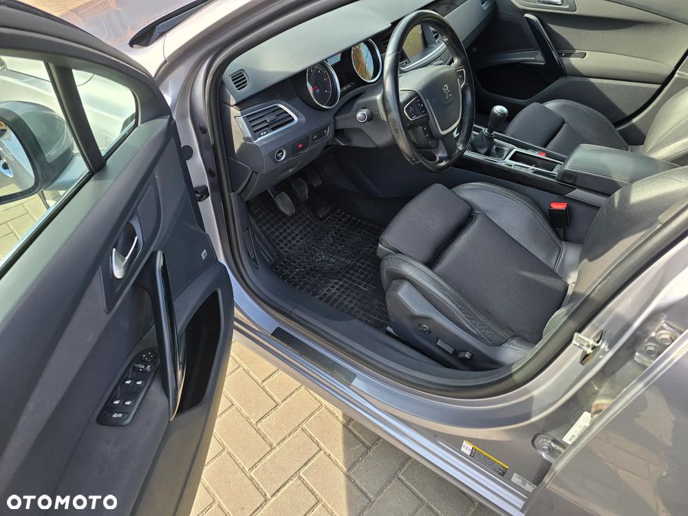 Peugeot 508 - 8