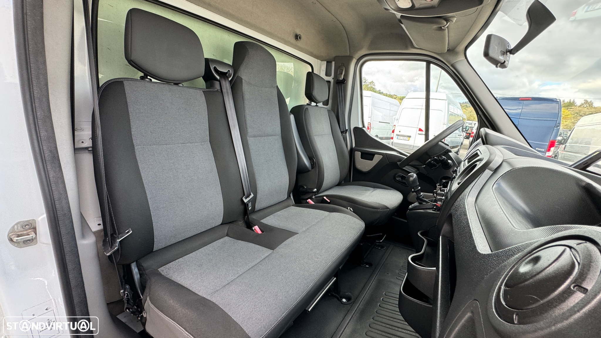 Renault Master 2.3 dCi 3.5T L4 Rodado Duplo - 4