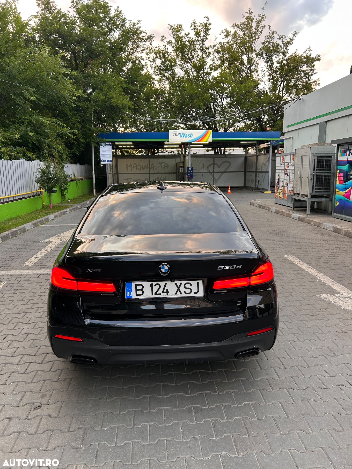 BMW Seria 5 530d xDrive AT MHEV - 7