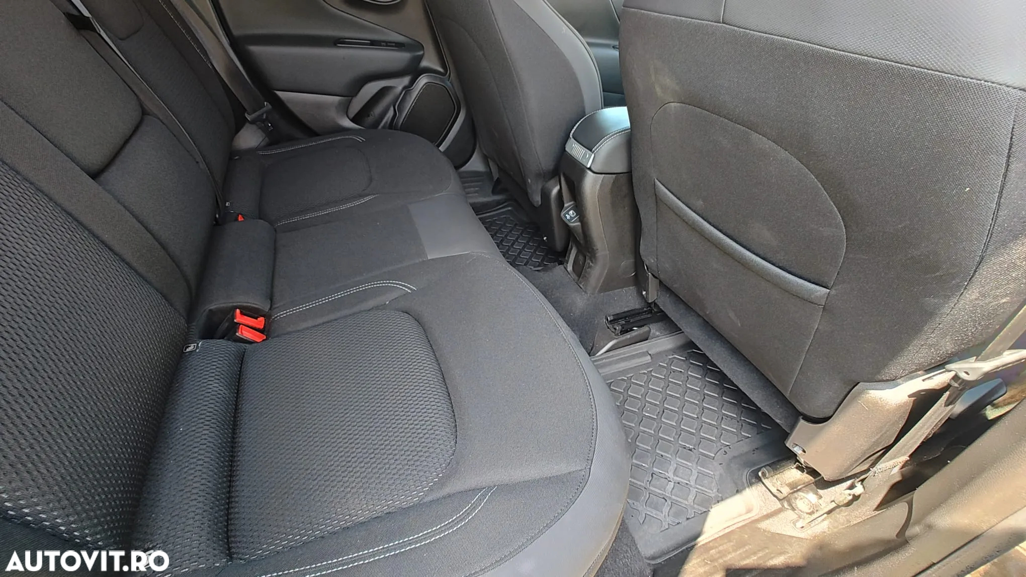 Jeep Renegade 1.3 Turbo 4x2 DDCT6 Limited - 7