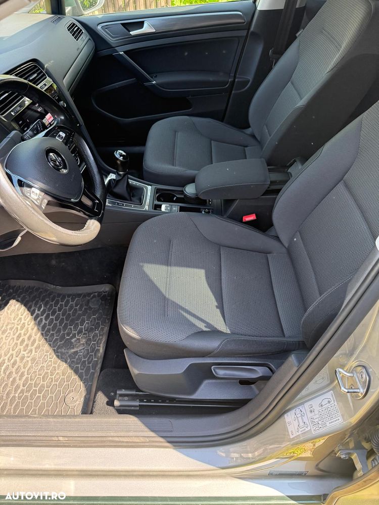 Volkswagen Golf 1.6 TDI Trendline - 5
