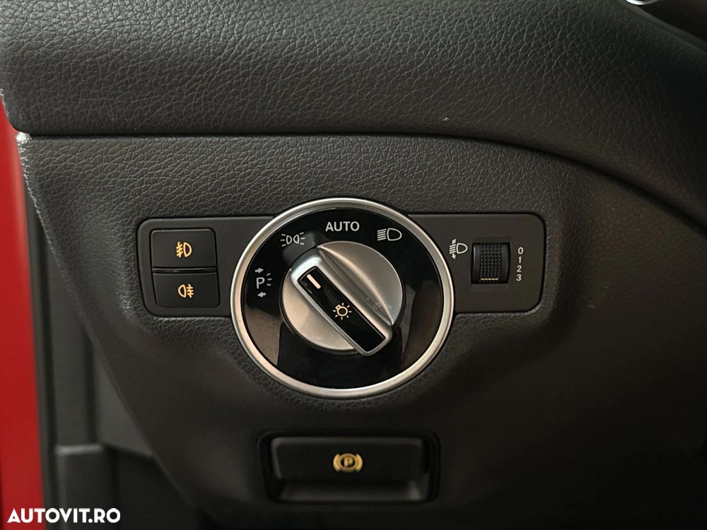 Mercedes-Benz GLA - 17